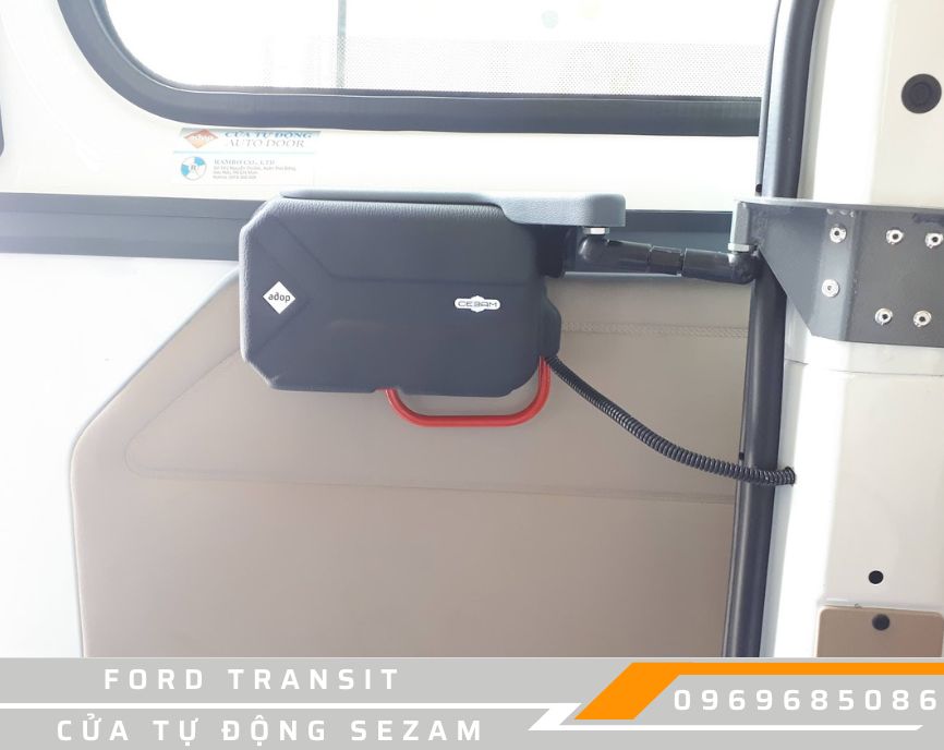 cua-lua-tu-dong-sezam-xe-ford-transit-3